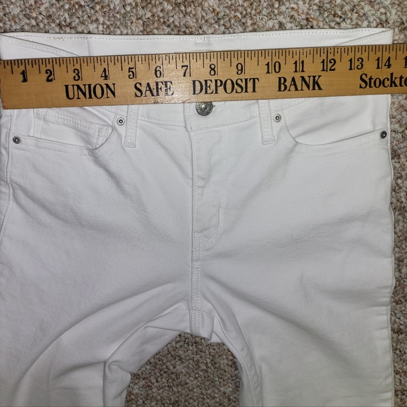 Levi’s Slimming Skinny Jeans Sz 29 - Picture 10 of 16